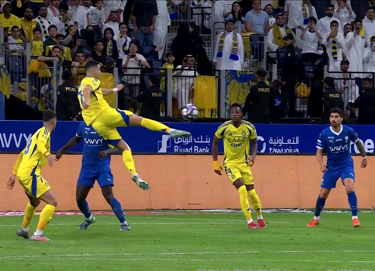 爱游戏官网首页-C罗对阵国乒展开拉锯大战，最终险胜对手！的简单介绍