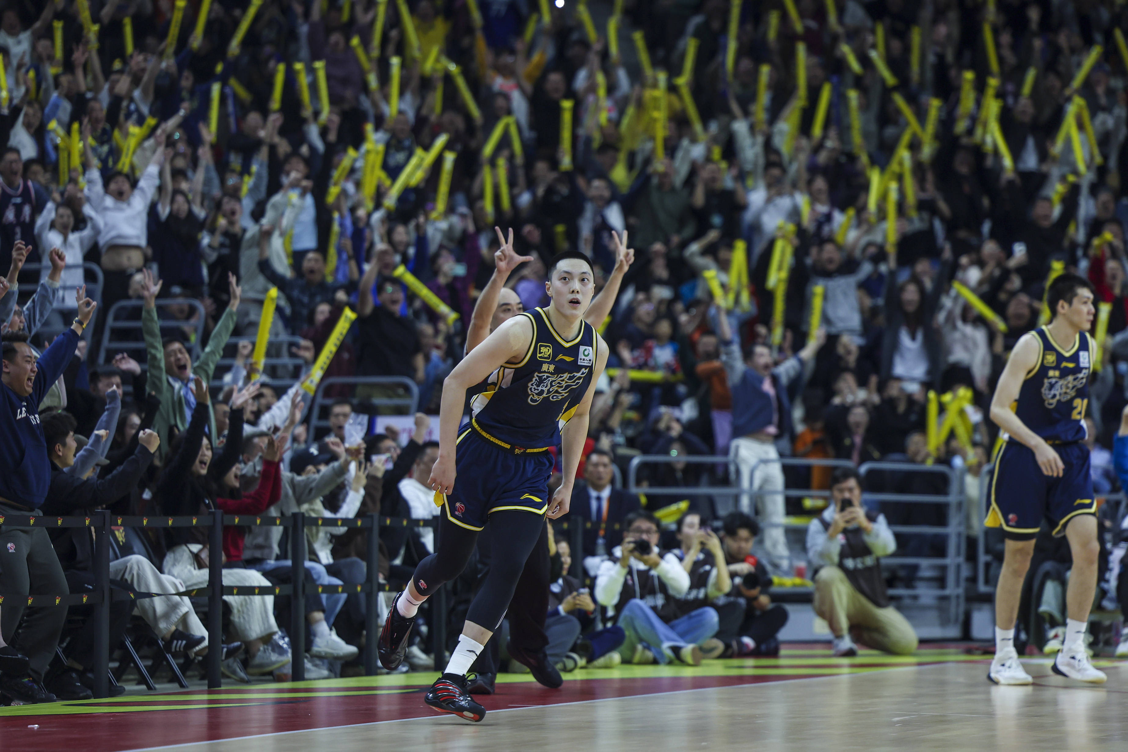 爱游戏GAMING平台-今夜德国国家队防线松动——CBA季后赛节点到来，令人意外，训练强度显著提升的简单介绍